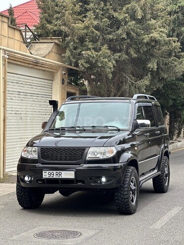 UAZ Patriot-6