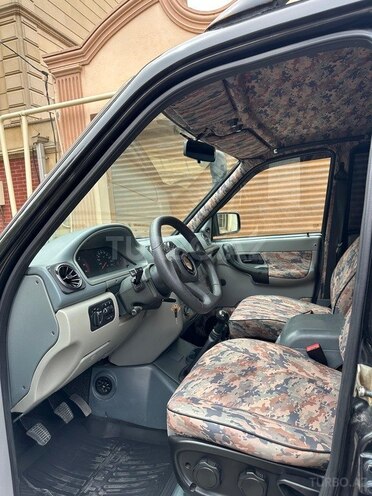 UAZ Patriot-2