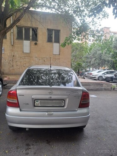 Opel Astra-7