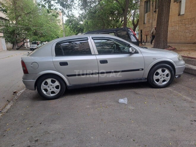 Opel Astra-10