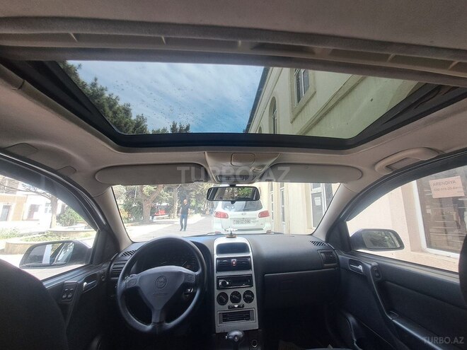 Opel Astra-11