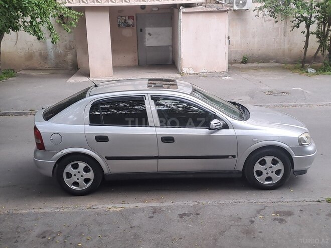 Opel Astra-3