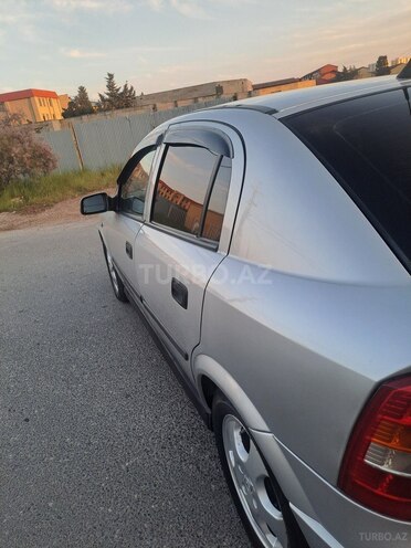 Opel Astra-13