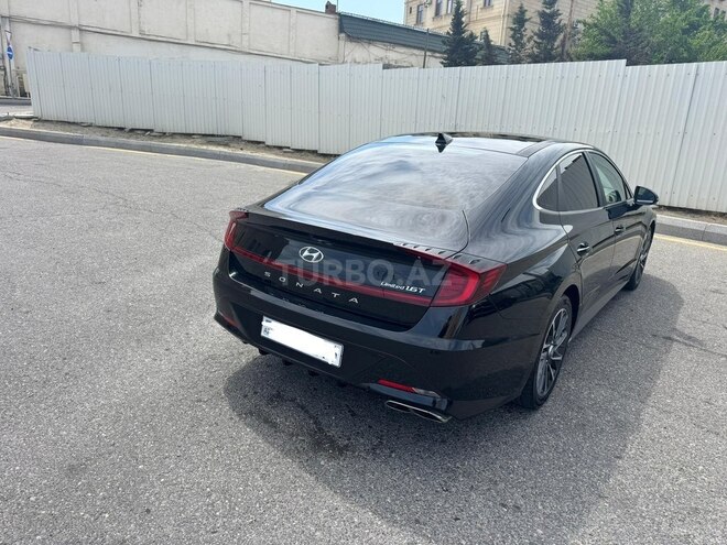 Hyundai Sonata-5