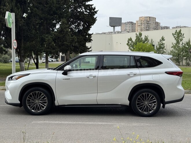 Toyota Highlander-5