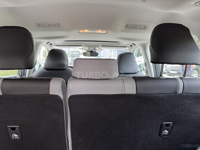 Toyota Highlander-16