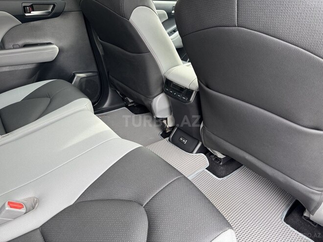 Toyota Highlander-17