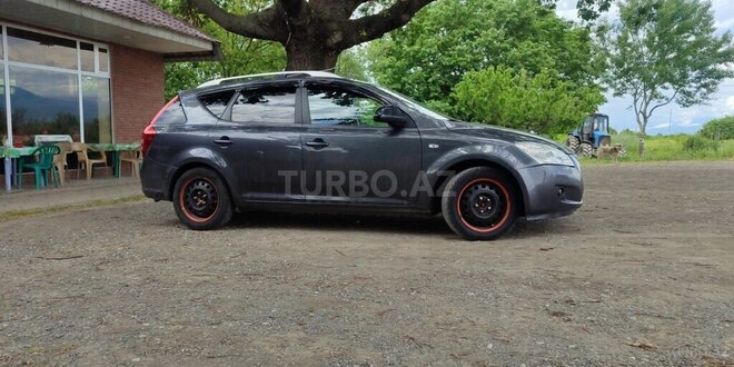 Kia Ceed SW-2