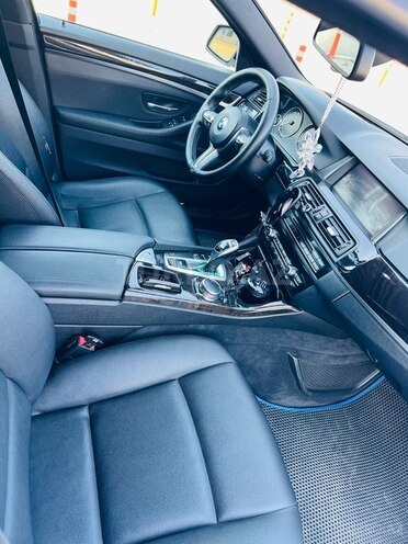 BMW 528-13