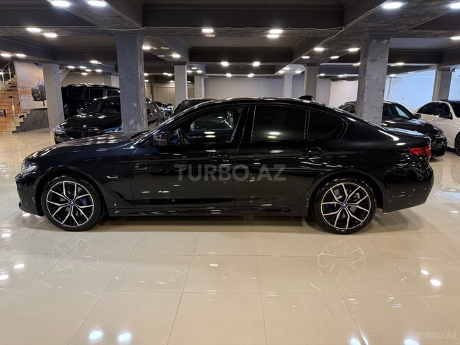 BMW 530e-4
