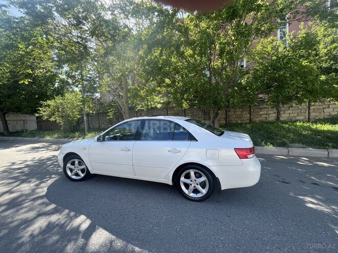 Hyundai Sonata-3