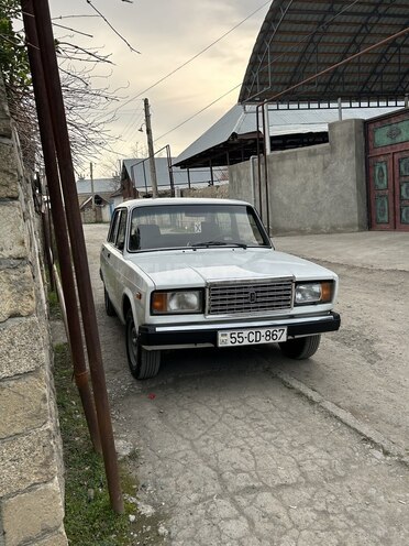 LADA (VAZ) 2107-1