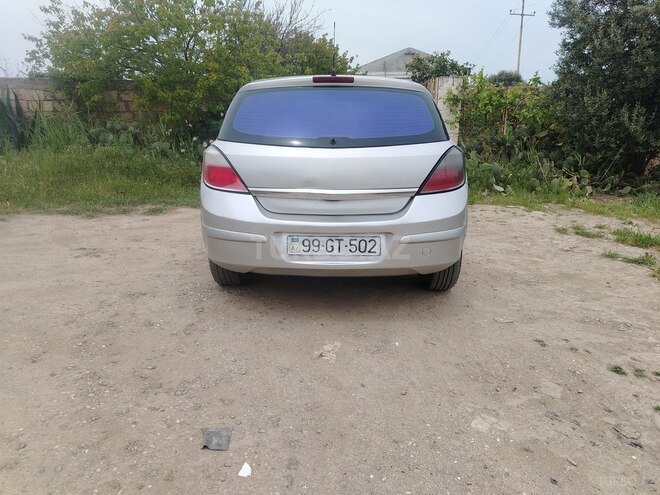 Opel Astra-2