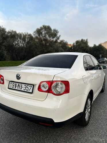 Volkswagen Jetta-5
