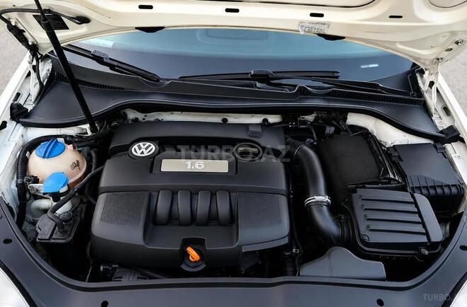 Volkswagen Jetta-15