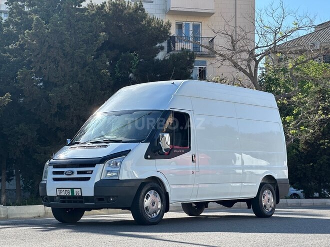 Ford Transit-1