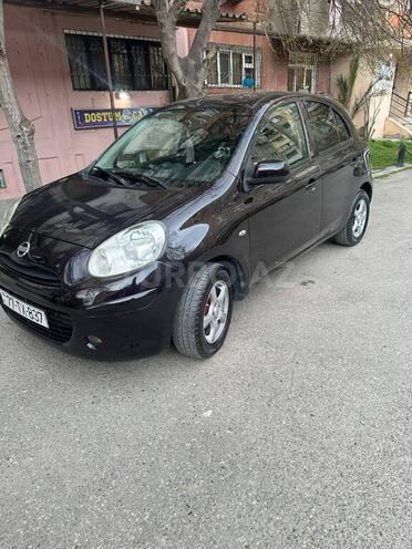 Nissan March-2