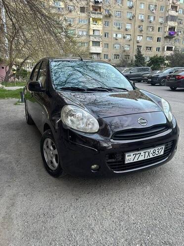 Nissan March-1