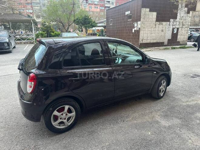 Nissan March-3