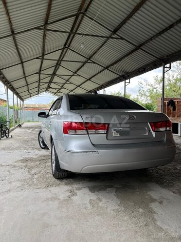 Hyundai Sonata-4
