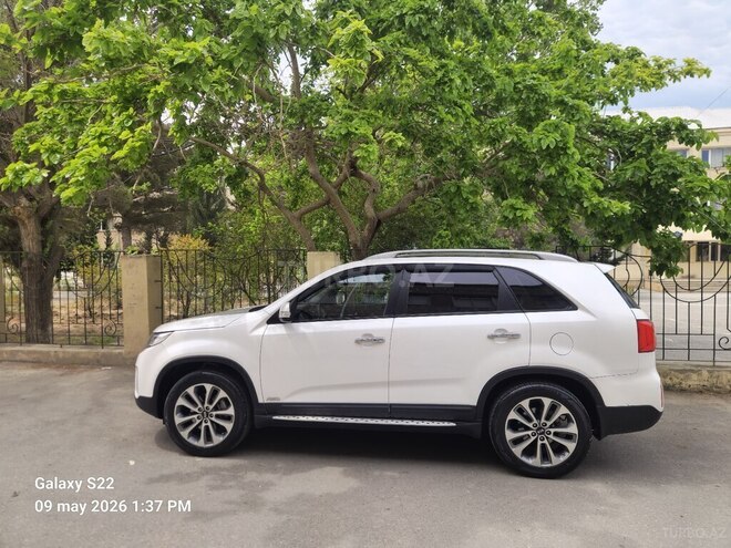 Kia Sorento-11