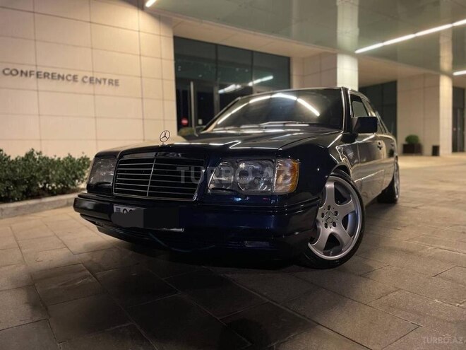 Mercedes 280 E-1