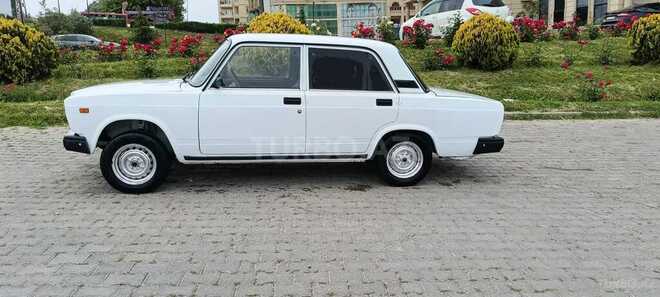 LADA (VAZ) 2107-2