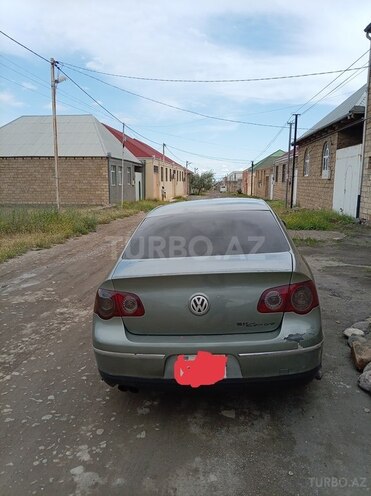 Volkswagen Passat-2