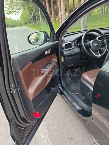 Kia Sorento-7