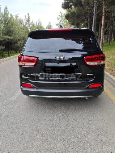 Kia Sorento-3