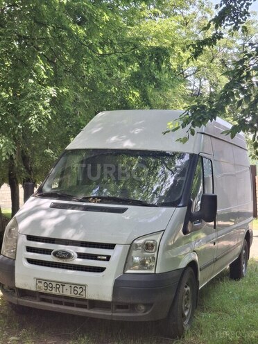 Ford Transit-1