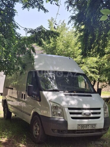 Ford Transit-2