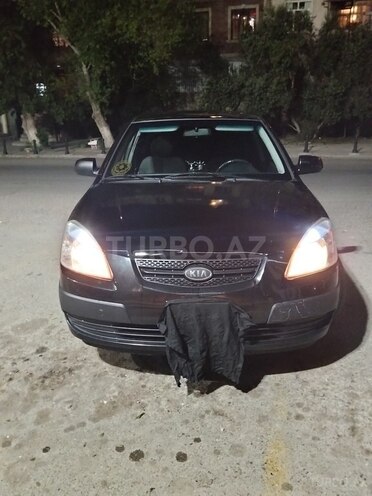 Kia Rio-17