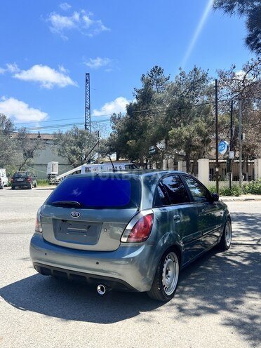 Kia Pride-5