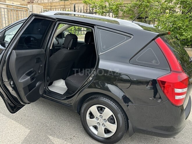 Kia Ceed SW-14