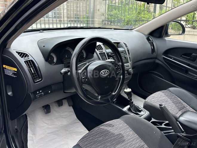 Kia Ceed SW-10