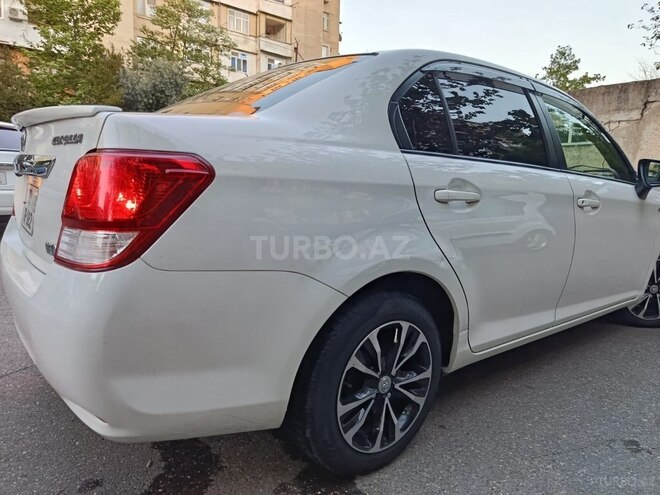Toyota Corolla Axio-14