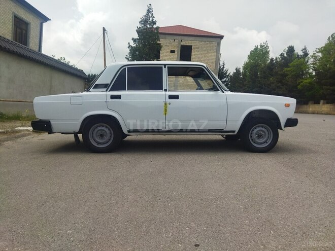 LADA (VAZ) 2107-5