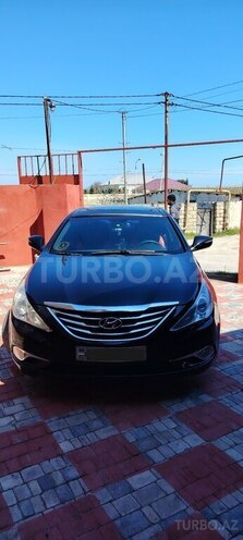 Hyundai Sonata-1