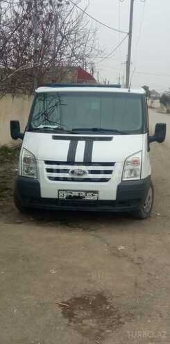 Ford Transit-1