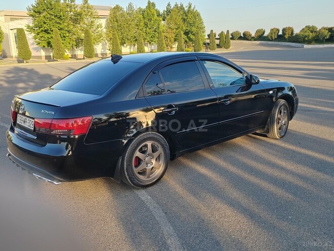 Hyundai Sonata-5