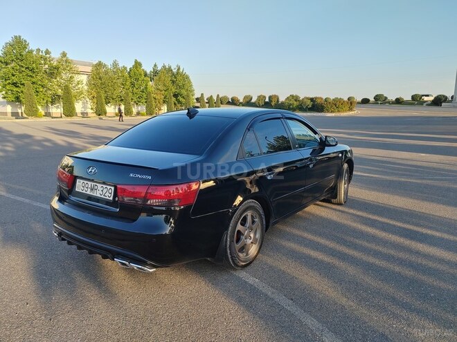 Hyundai Sonata-4