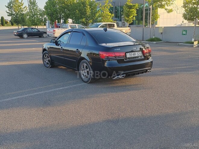 Hyundai Sonata-2
