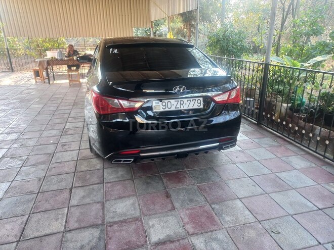 Hyundai Sonata-3