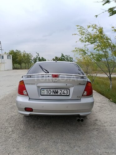 Hyundai Accent-3