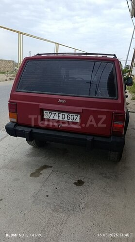 Jeep Cherokee-2