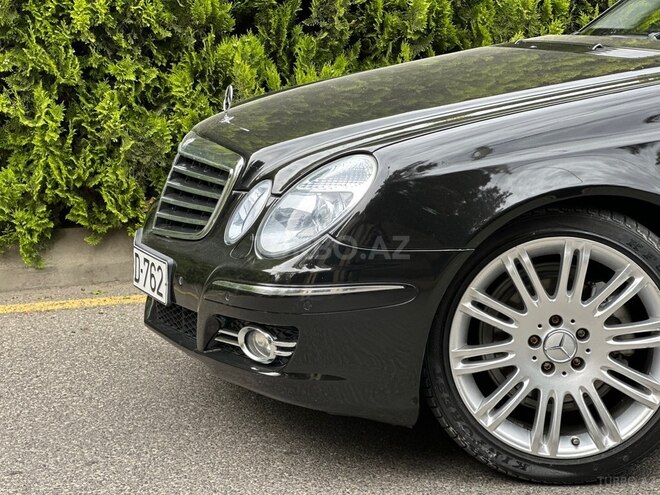 Mercedes E 240-17