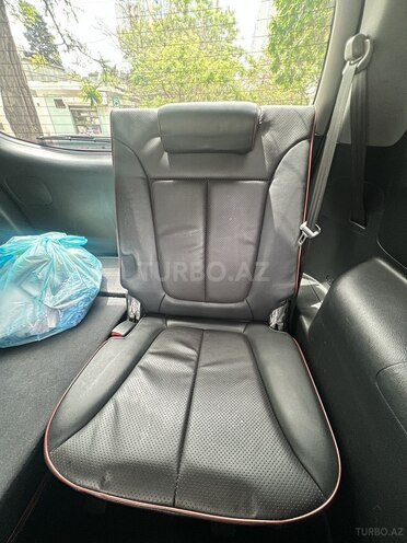 Hyundai Santa Fe-5