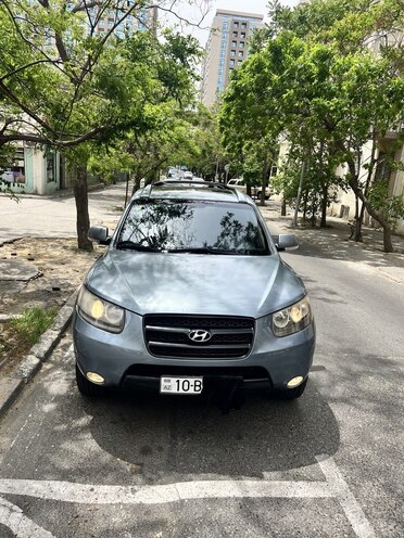 Hyundai Santa Fe-1