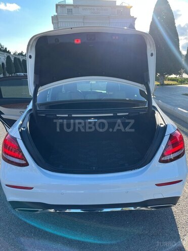 Mercedes E 300-4
